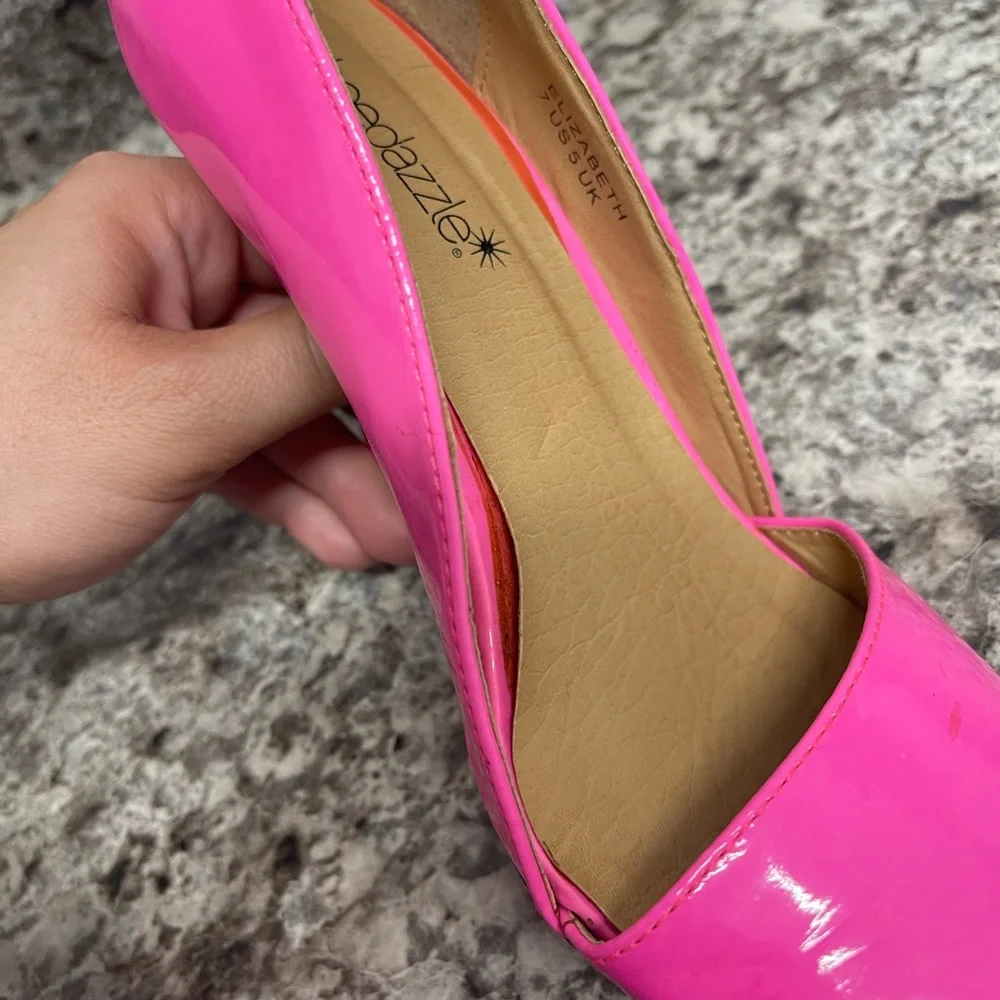 Shoe Dazzle Pink Stiletto Heels with Pointed Toe - Picture 5 of 9